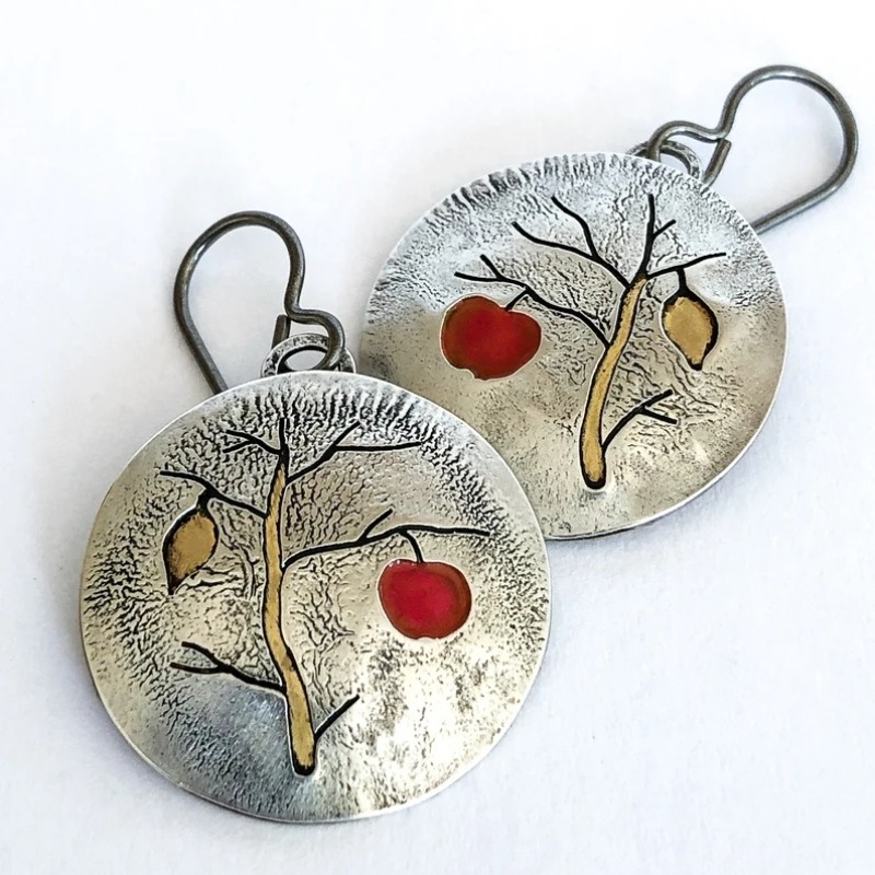 Exquisite Round Drop Earrings with Tree Patterns